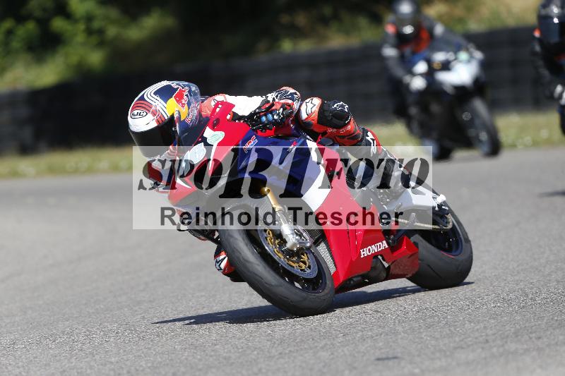 /31 24.06.2025 Get Faster Caremotion ADR/Gruppe gruen/16